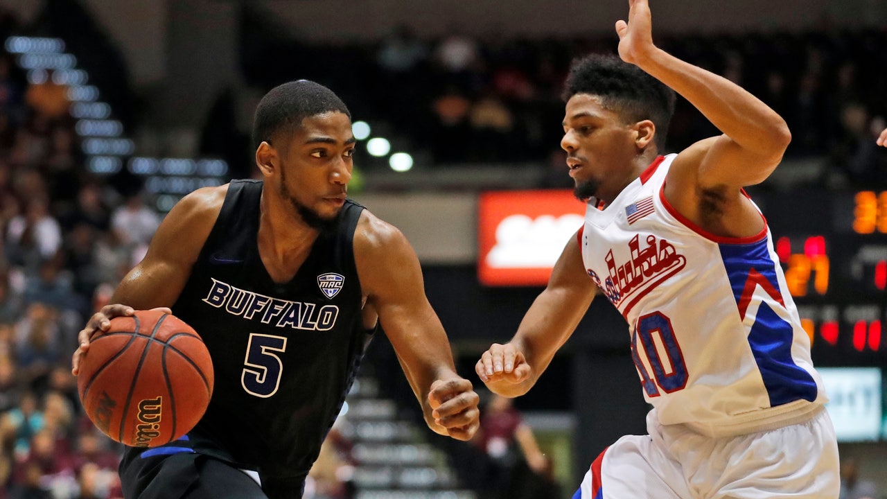 No. 25 Buffalo pulls away for 62-53 win at Southern Illinois